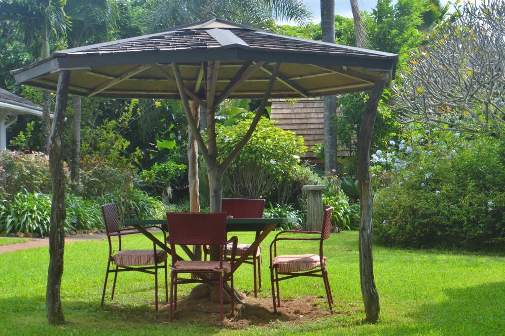 Banyan Tree B&B Retreat Makawao Exterior photo