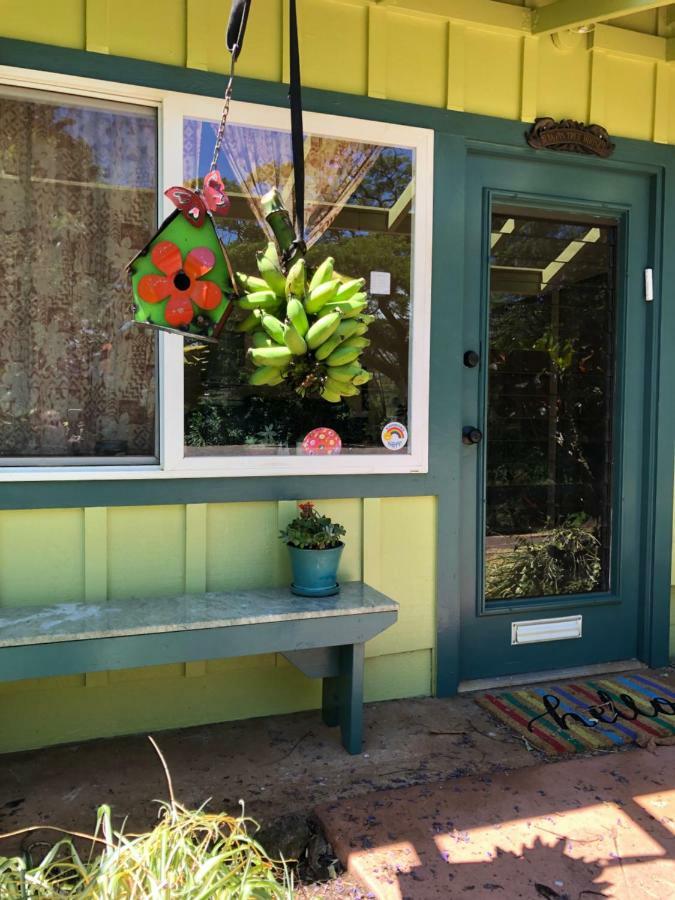 Banyan Tree B&B Retreat Makawao Exterior photo